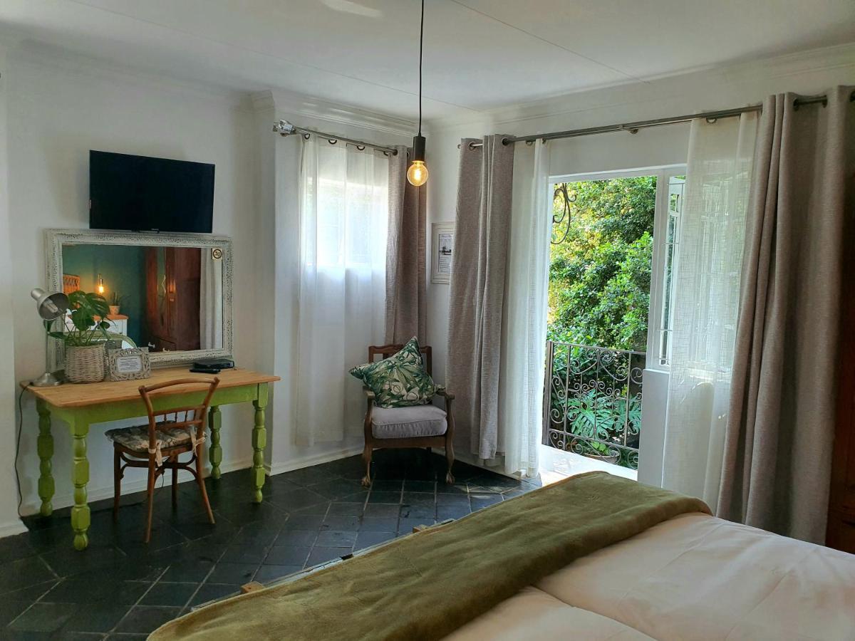 Waterhouse Guest Lodge In Muckleneuk Pretoria-Noord Εξωτερικό φωτογραφία