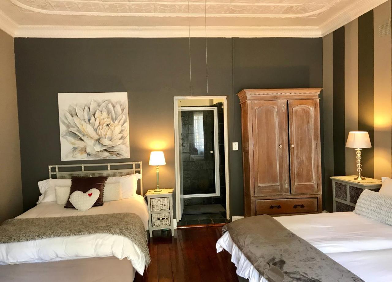 Waterhouse Guest Lodge In Muckleneuk Pretoria-Noord Εξωτερικό φωτογραφία